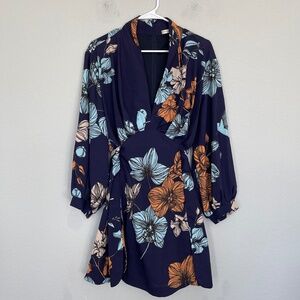 Wayward Fancies Eshakti Tunic Top Women's 2X Blue Floral Bird Print Tie Back